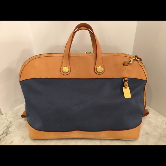 lv wallet inside